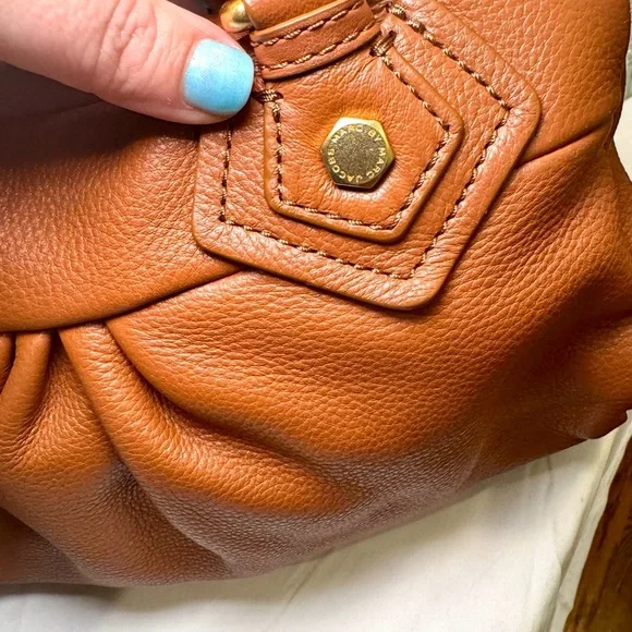 🐻Marc Jacobs Brown Leather Hobo Top Handle Bag🐻 - Picture 4 of 15